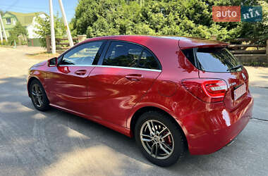 Хэтчбек Mercedes-Benz A-Class 2014 в 
