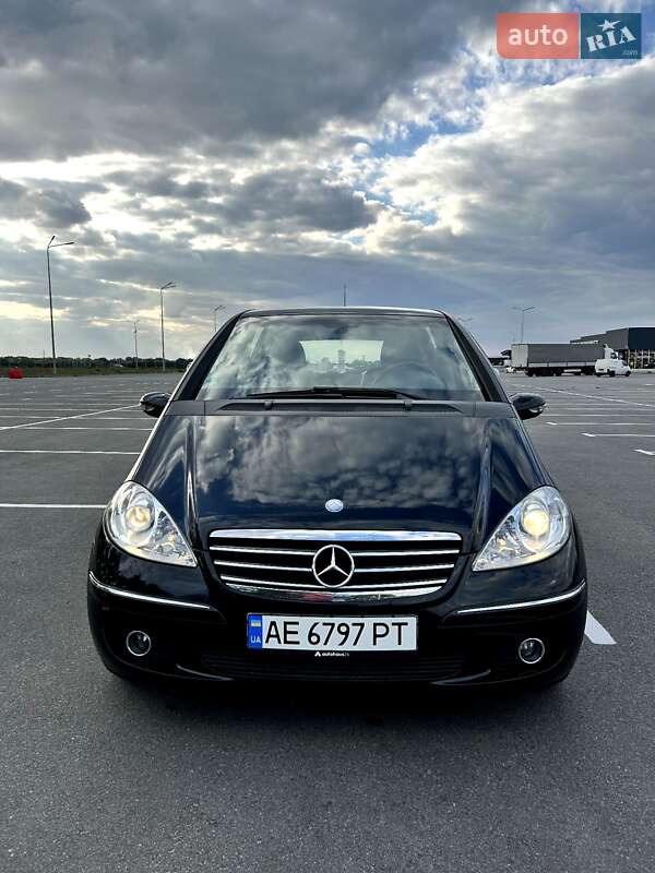 Хэтчбек Mercedes-Benz A-Class 2006 в Подгородном