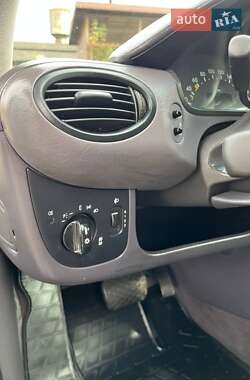 Хэтчбек Mercedes-Benz A-Class 2001 в 