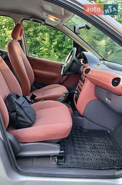 Хэтчбек Mercedes-Benz A-Class 2000 в 
