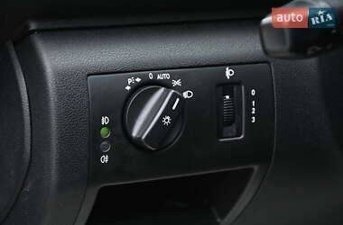 Хэтчбек Mercedes-Benz A-Class 2010 в 