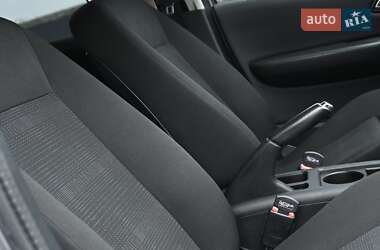Хэтчбек Mercedes-Benz A-Class 2010 в 