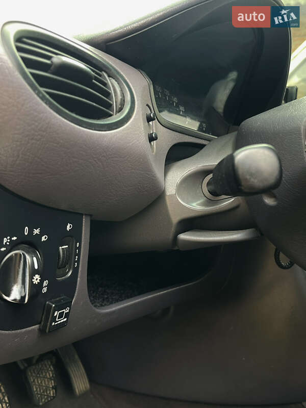 Хетчбек Mercedes-Benz A-Class 2001 в Києві фото 17 Хетчбек Mercedes-Benz A-Class 2001 в Києві