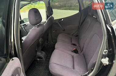 Хэтчбек Mercedes-Benz A-Class 2000 в 
