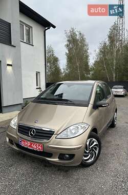 Хэтчбек Mercedes-Benz A-Class 2006 в  фото 5 Хэтчбек Mercedes-Benz A-Class 2006 в