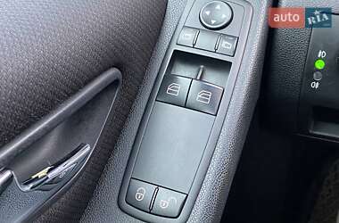 Хэтчбек Mercedes-Benz A-Class 2005 в 