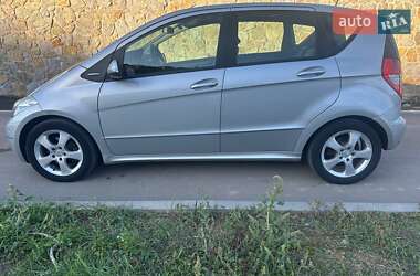 Хэтчбек Mercedes-Benz A-Class 2008 в 