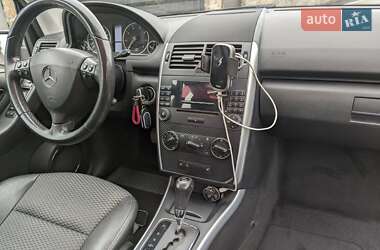 Хэтчбек Mercedes-Benz A-Class 2008 в 