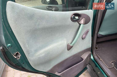 Хэтчбек Mercedes-Benz A-Class 1998 в 