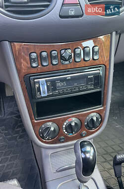 Хэтчбек Mercedes-Benz A-Class 2001 в 