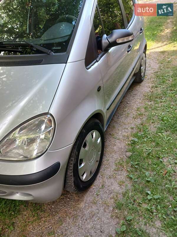 Хэтчбек Mercedes-Benz A-Class 2003 в Монастыриске