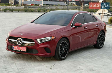 Седан Mercedes-Benz A-Class 2021 в Ужгороде