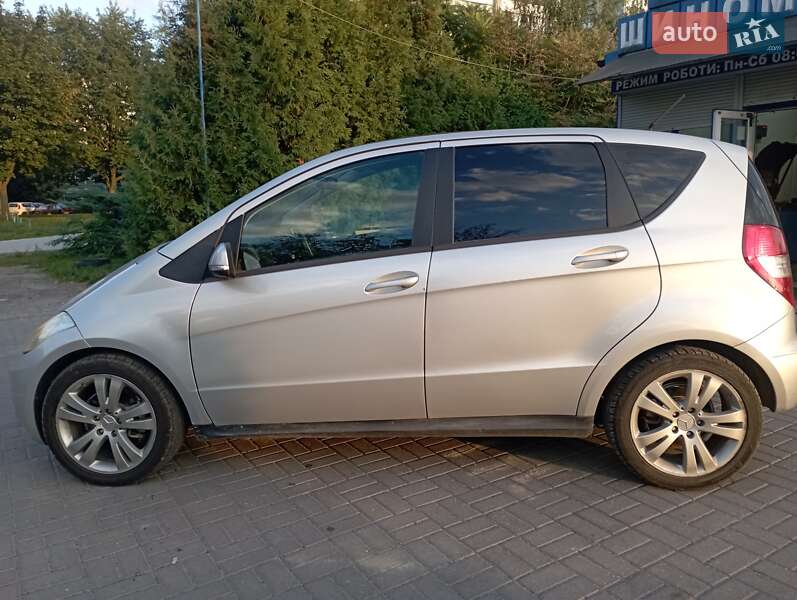 Хэтчбек Mercedes-Benz A-Class 2010 в Львове
