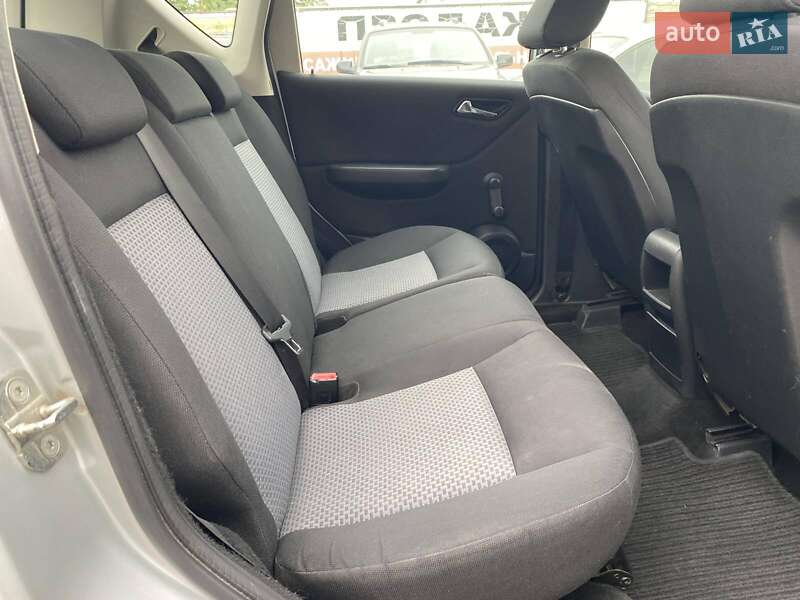 Хетчбек Mercedes-Benz A-Class 2005 в Миколаєві фото 14 Хетчбек Mercedes-Benz A-Class 2005 в Миколаєві
