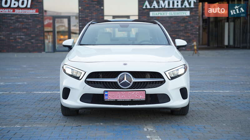 Седан Mercedes-Benz A-Class 2018 в Сторожинце