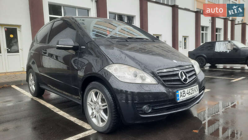 Хэтчбек Mercedes-Benz A-Class 2010 в Киеве