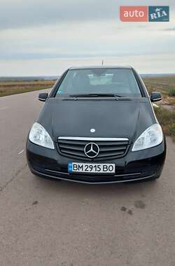 Хетчбек Mercedes-Benz A-Class 2010 в 