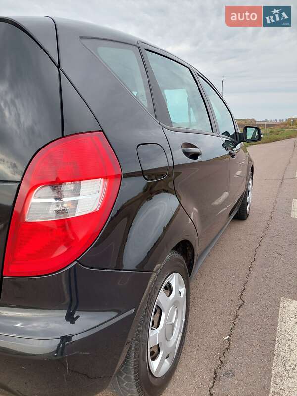 Хэтчбек Mercedes-Benz A-Class 2010 в Ахтырке фото 22 Хэтчбек Mercedes-Benz A-Class 2010 в Ахтырке