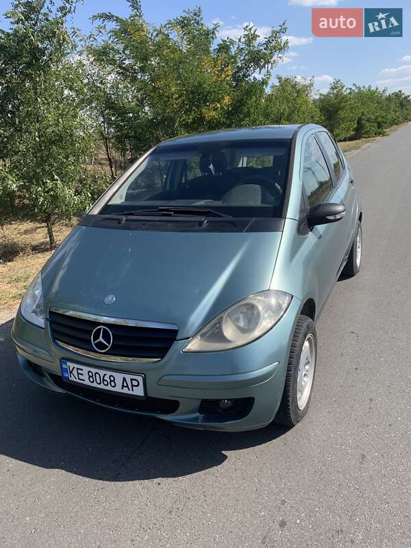 Хэтчбек Mercedes-Benz A-Class 2005 в 