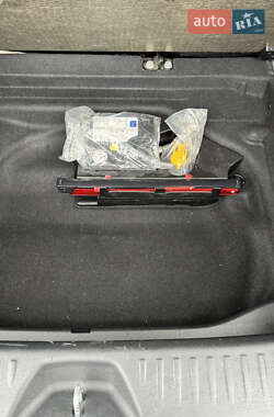 Хэтчбек Mercedes-Benz A-Class 2013 в 