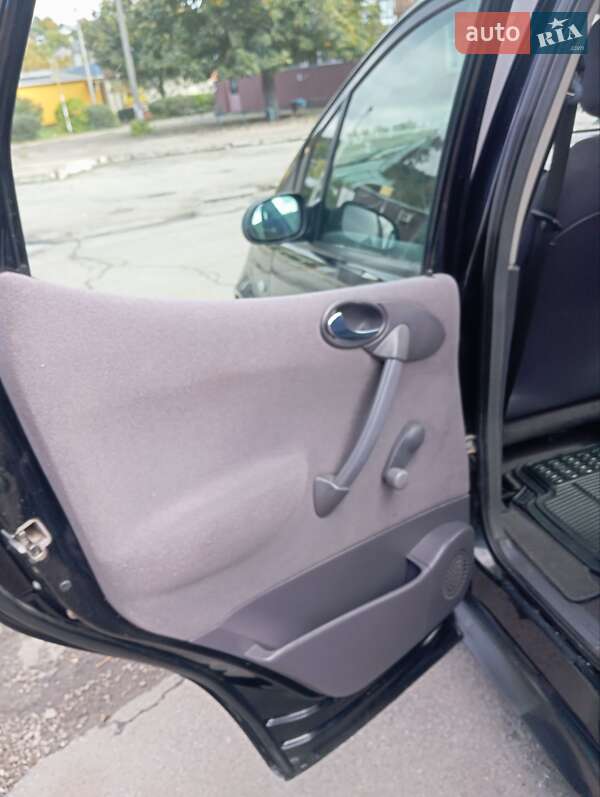 Хетчбек Mercedes-Benz A-Class 2000 в Вінниці