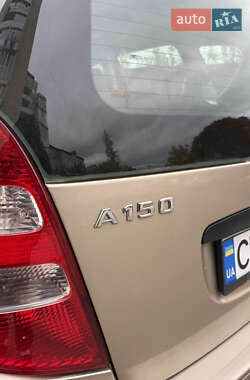 Хэтчбек Mercedes-Benz A-Class 2005 в  фото 9 Хэтчбек Mercedes-Benz A-Class 2005 в