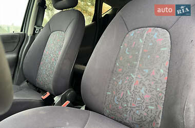Хэтчбек Mercedes-Benz A-Class 2000 в 