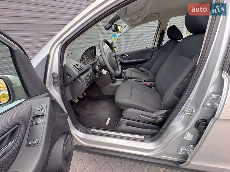 Хэтчбек Mercedes-Benz A-Class 2011 в Каменском