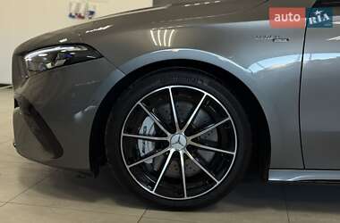 Хетчбек Mercedes-Benz A-Class 2023 в 