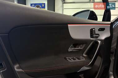 Хетчбек Mercedes-Benz A-Class 2023 в 