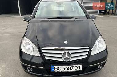 Хетчбек Mercedes-Benz A-Class 2010 в 