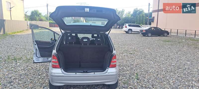 Хэтчбек Mercedes-Benz A-Class 2001 в Рахове фото 13 Хэтчбек Mercedes-Benz A-Class 2001 в Рахове