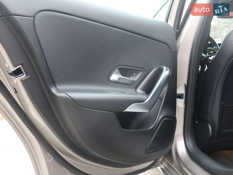 Седан Mercedes-Benz A-Class 2019 в Одессе