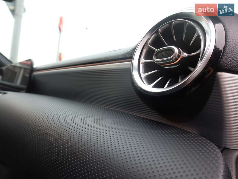 Седан Mercedes-Benz A-Class 2019 в Одессе