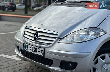 Хетчбек Mercedes-Benz A-Class 2006 в  фото 8 Хетчбек Mercedes-Benz A-Class 2006 в
