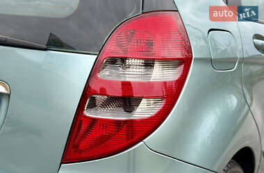 Хетчбек Mercedes-Benz A-Class 2006 в 