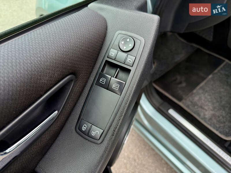 Хэтчбек Mercedes-Benz A-Class 2006 в Тернополе фото 26 Хэтчбек Mercedes-Benz A-Class 2006 в Тернополе