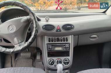 Хэтчбек Mercedes-Benz A-Class 2003 в 