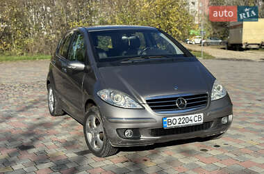 Хетчбек Mercedes-Benz A-Class 2004 в  фото 7 Хетчбек Mercedes-Benz A-Class 2004 в