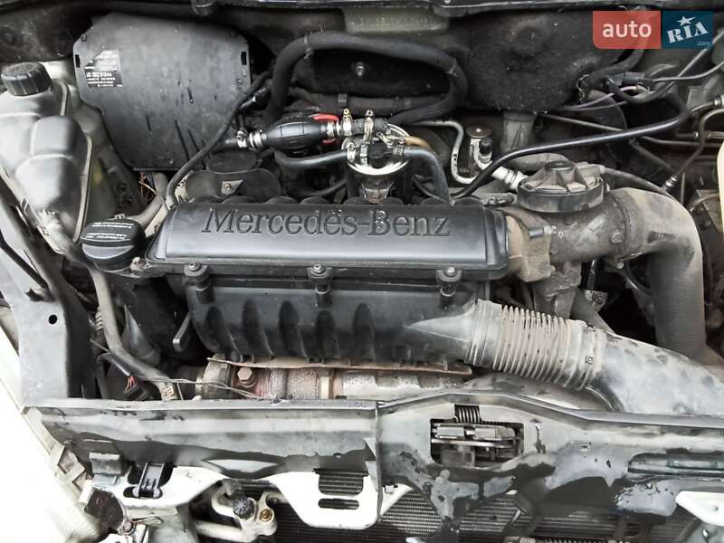 Хэтчбек Mercedes-Benz A-Class 2002 в Каменском фото 18 Хэтчбек Mercedes-Benz A-Class 2002 в Каменском