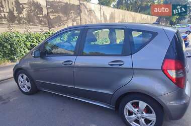 Хэтчбек Mercedes-Benz A-Class 2010 в Чернигове Хэтчбек Mercedes-Benz A-Class 2010 в Чернигове