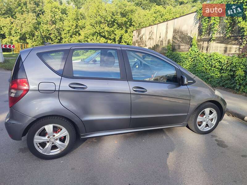 Хэтчбек Mercedes-Benz A-Class 2010 в Чернигове