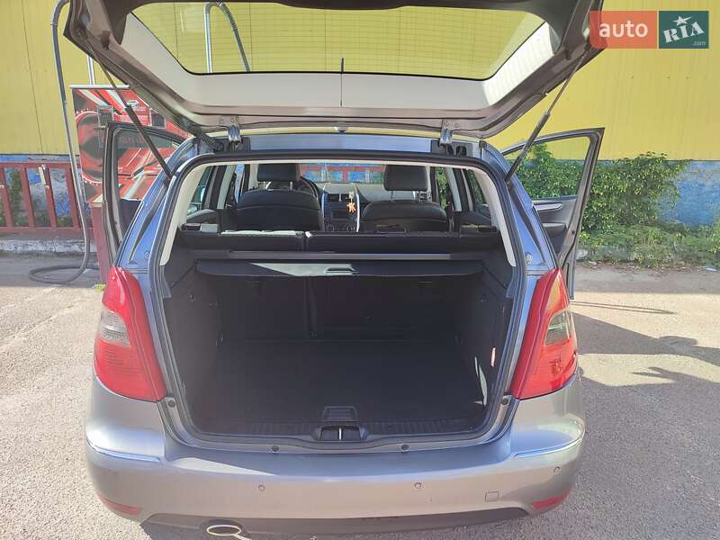 Хэтчбек Mercedes-Benz A-Class 2010 в Чернигове