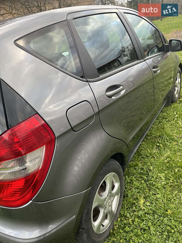 Хэтчбек Mercedes-Benz A-Class 2011 в Коломые фото 40 Хэтчбек Mercedes-Benz A-Class 2011 в Коломые