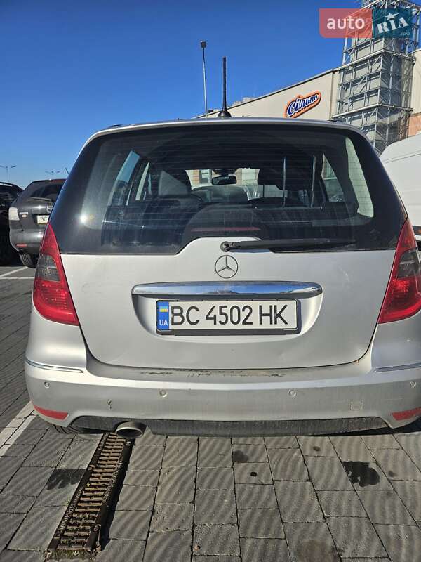 Хэтчбек Mercedes-Benz A-Class 2010 в Львове фото 5 Хэтчбек Mercedes-Benz A-Class 2010 в Львове