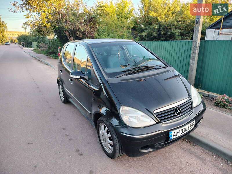 Хетчбек Mercedes-Benz A-Class 2003 в Черняхові фото Хетчбек Mercedes-Benz A-Class 2003 в Черняхові