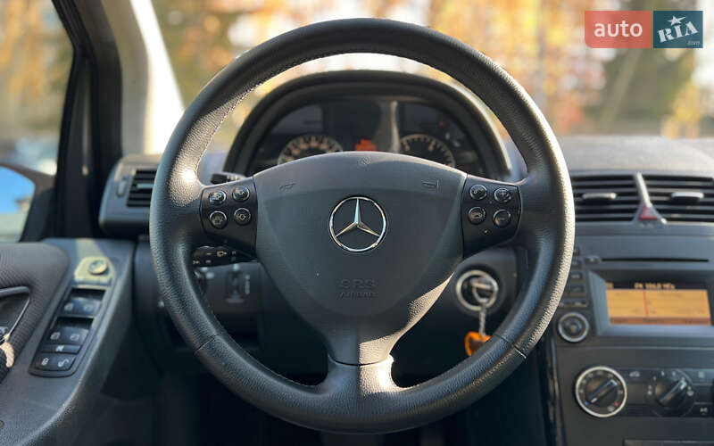 Хетчбек Mercedes-Benz A-Class 2010 в Львові фото 10 Хетчбек Mercedes-Benz A-Class 2010 в Львові