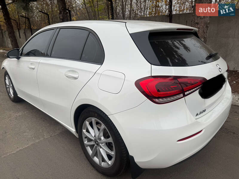 Хетчбек Mercedes-Benz A-Class 2018 в Дніпрі