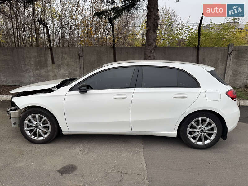 Хетчбек Mercedes-Benz A-Class 2018 в Дніпрі