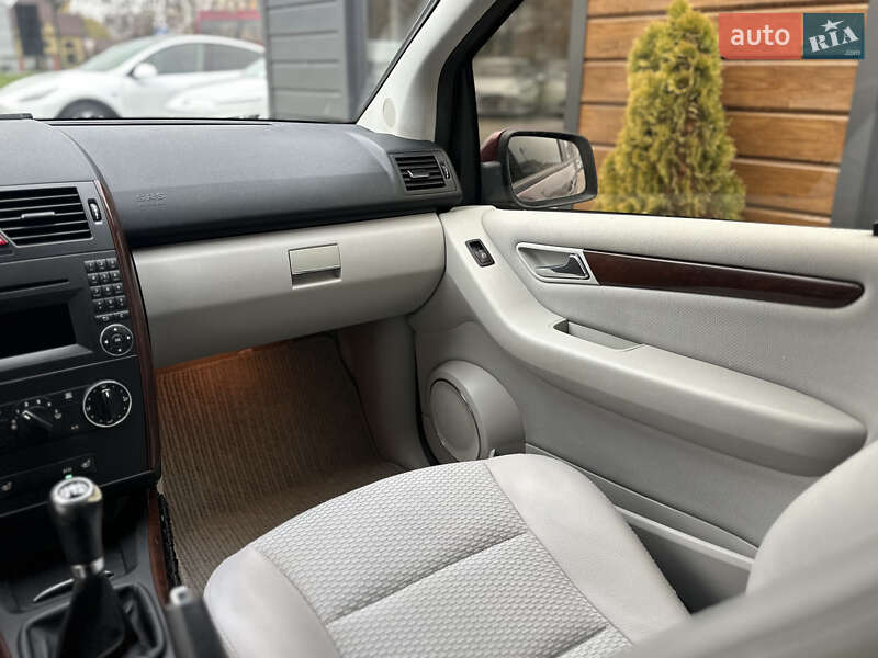 Хэтчбек Mercedes-Benz A-Class 2009 в Шептицькому